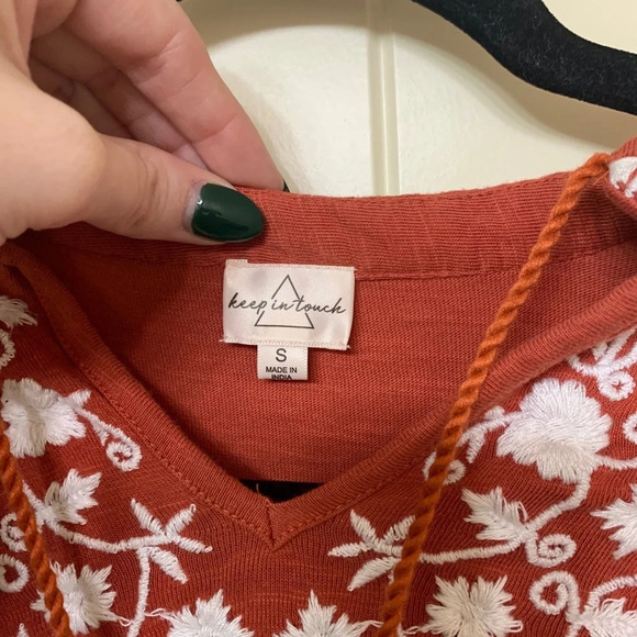 Keep In Touch Floral Blouse - Picture 7 of 8